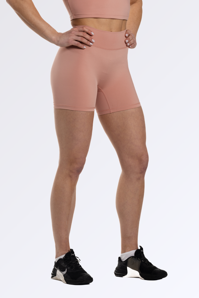 Short Seti Nude