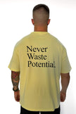 Camiseta Oversize Never Waste Potential Amarilla